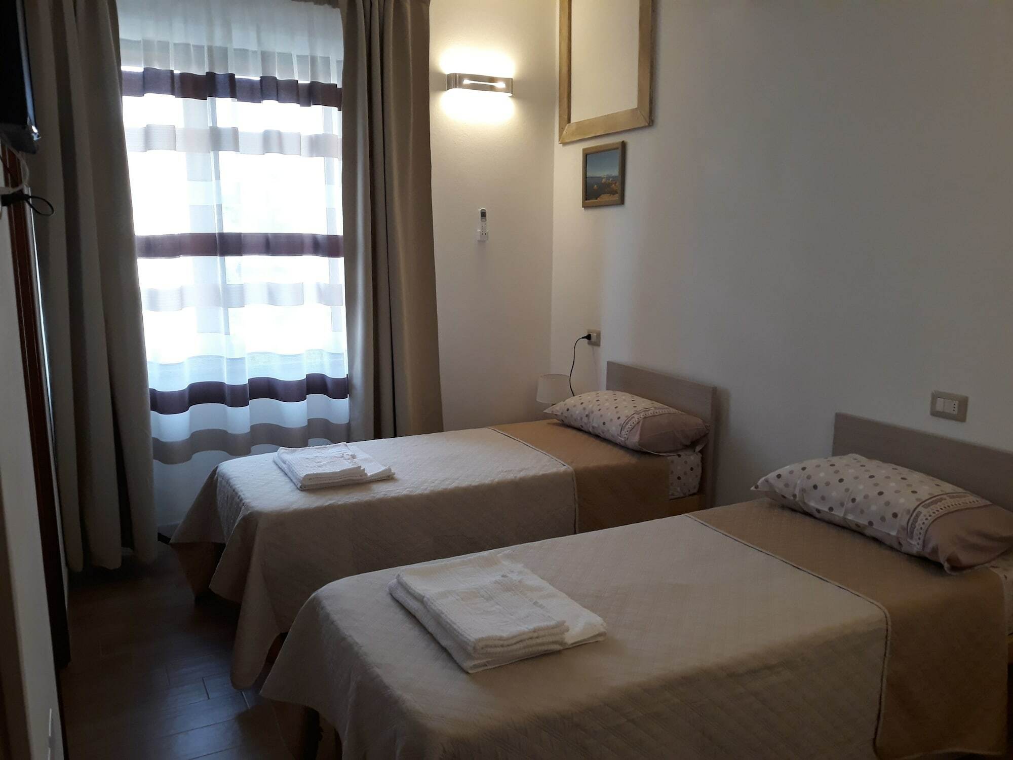 Al Pez Exclusive Rooms Ольбия Экстерьер фото